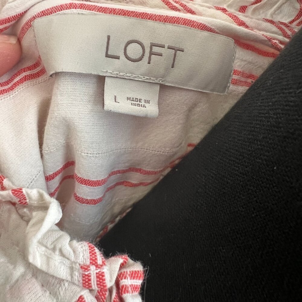 LOFT - SEERSUCKER WHITE AND RED STRIPE SHIRT - SIZE L - Picture 7 of 8